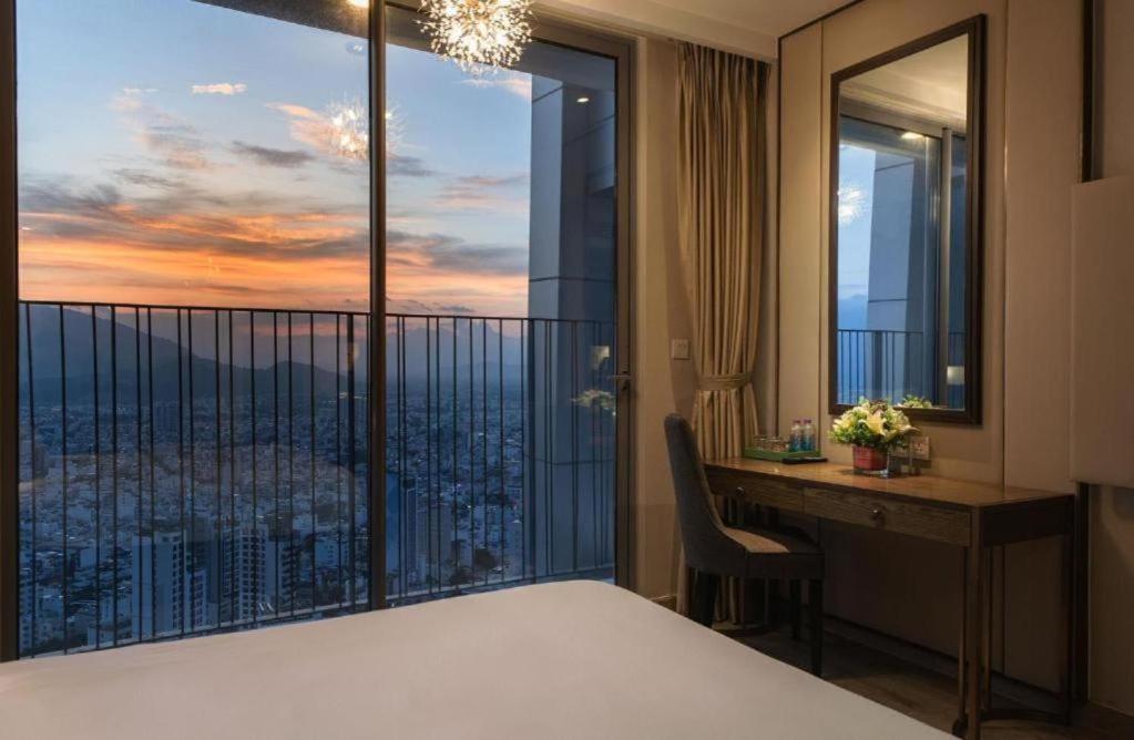 Panorama Sky Blue Nha Trang Aparthotel Екстериор снимка