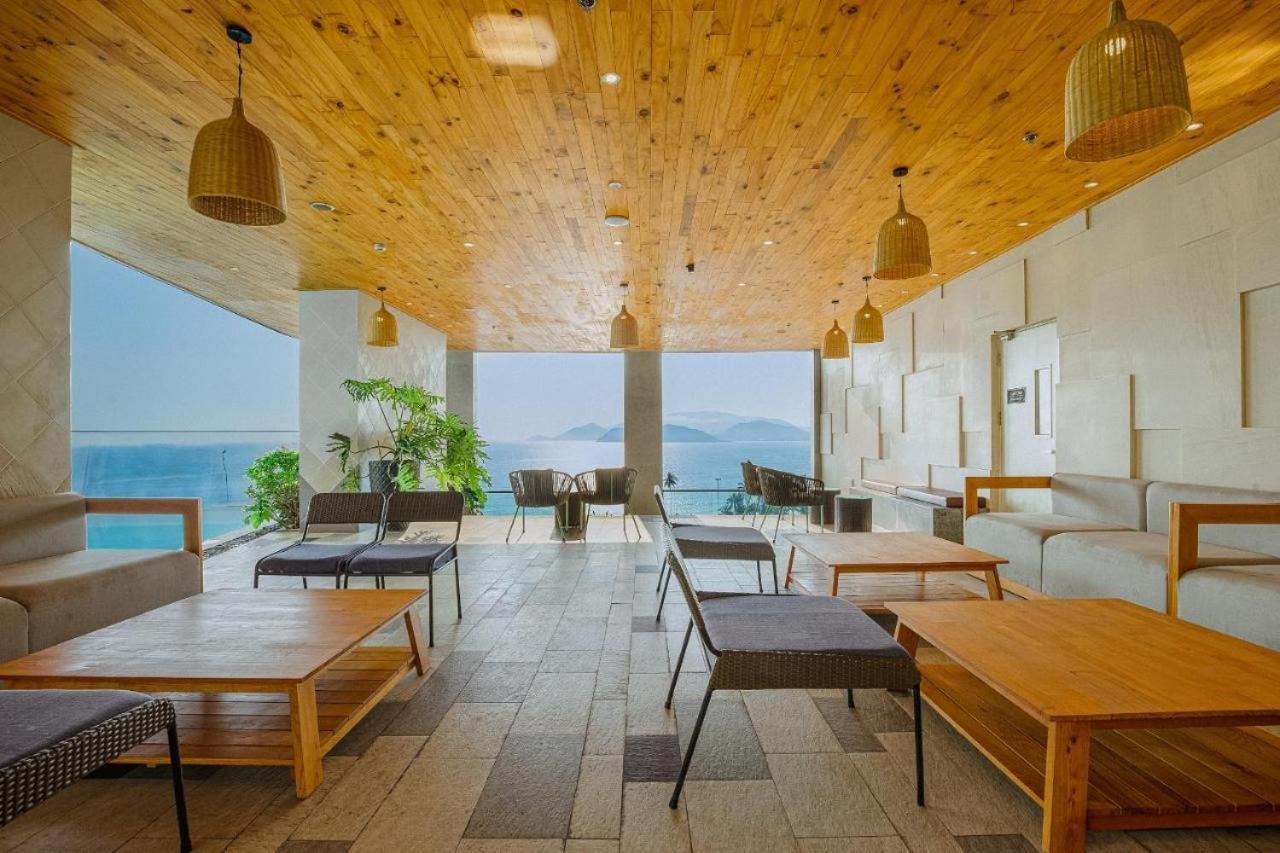 Panorama Sky Blue Nha Trang Aparthotel Екстериор снимка