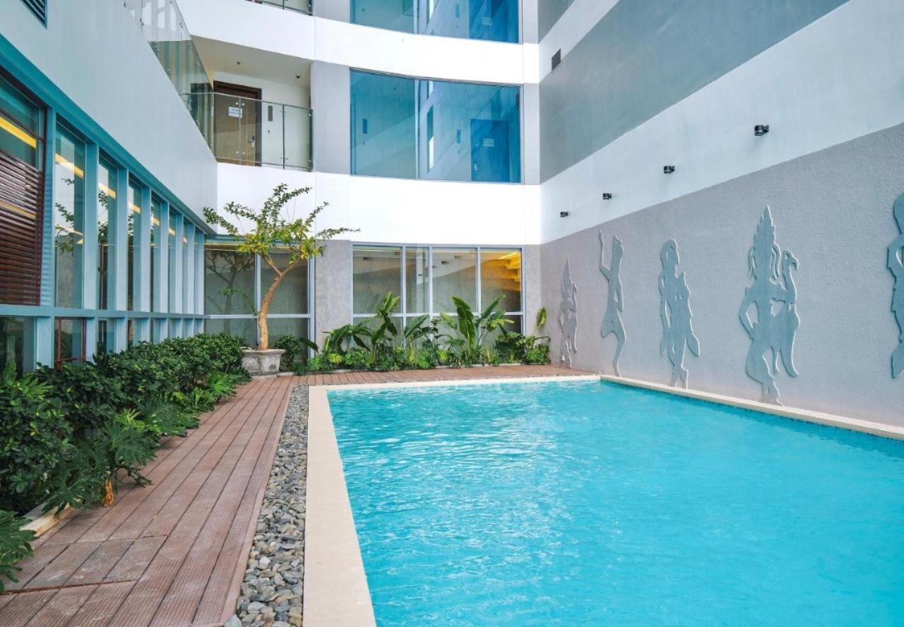 Panorama Sky Blue Nha Trang Aparthotel Екстериор снимка