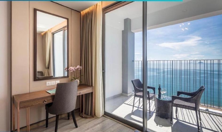 Panorama Sky Blue Nha Trang Aparthotel Екстериор снимка