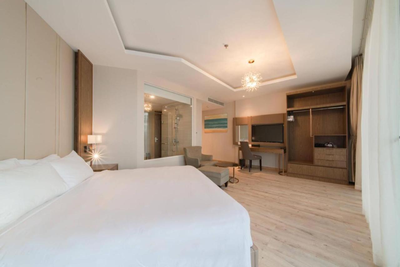 Panorama Sky Blue Nha Trang Aparthotel Екстериор снимка