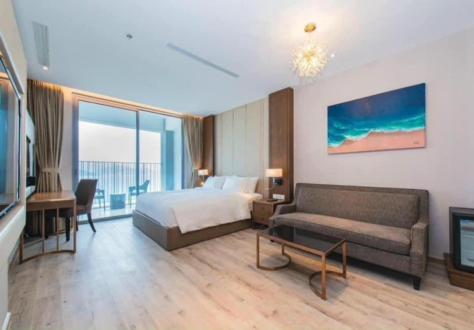 Panorama Sky Blue Nha Trang Aparthotel Екстериор снимка