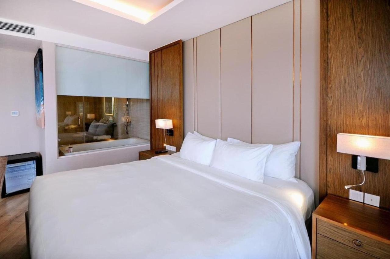 Panorama Sky Blue Nha Trang Aparthotel Екстериор снимка
