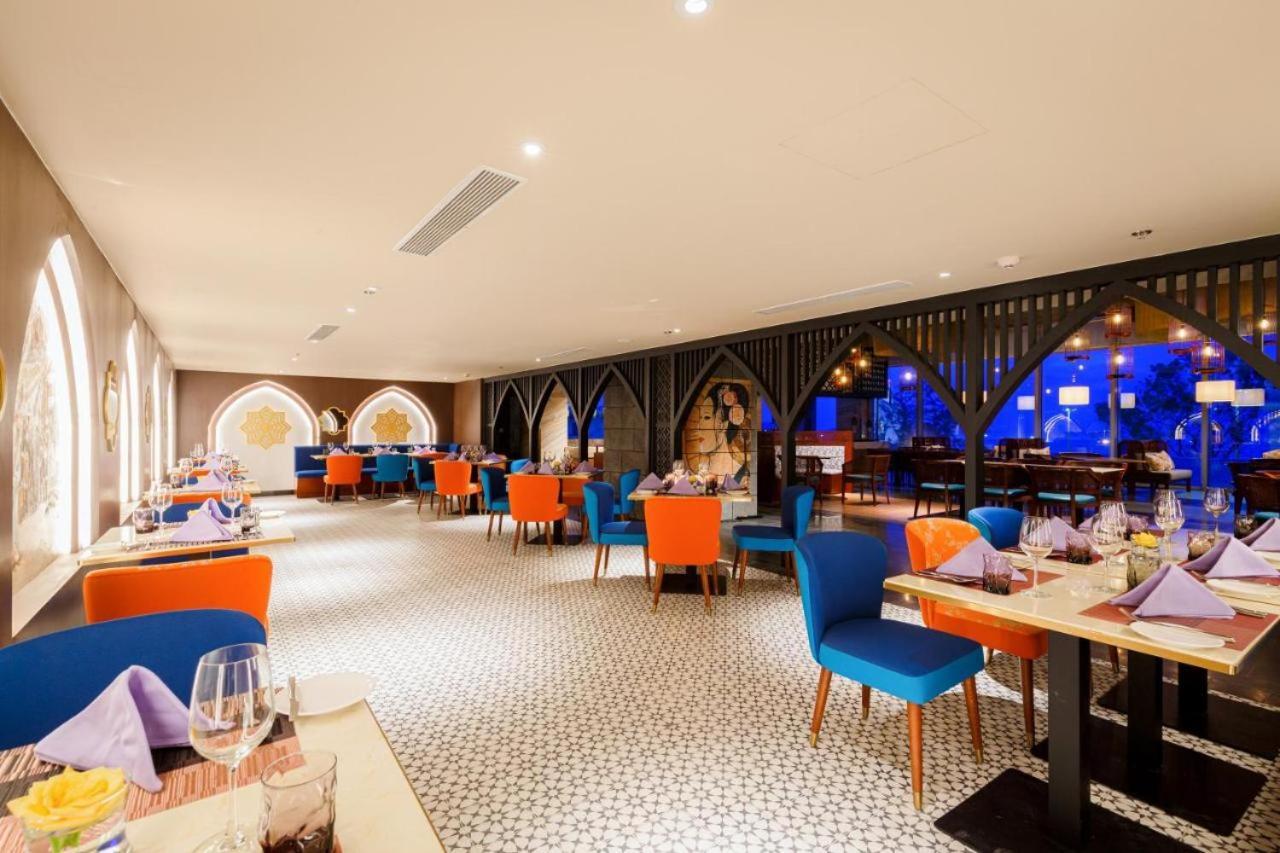 Panorama Sky Blue Nha Trang Aparthotel Екстериор снимка