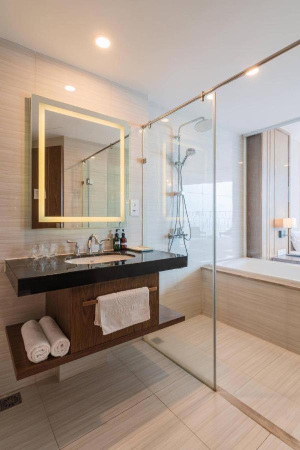 Panorama Sky Blue Nha Trang Aparthotel Екстериор снимка