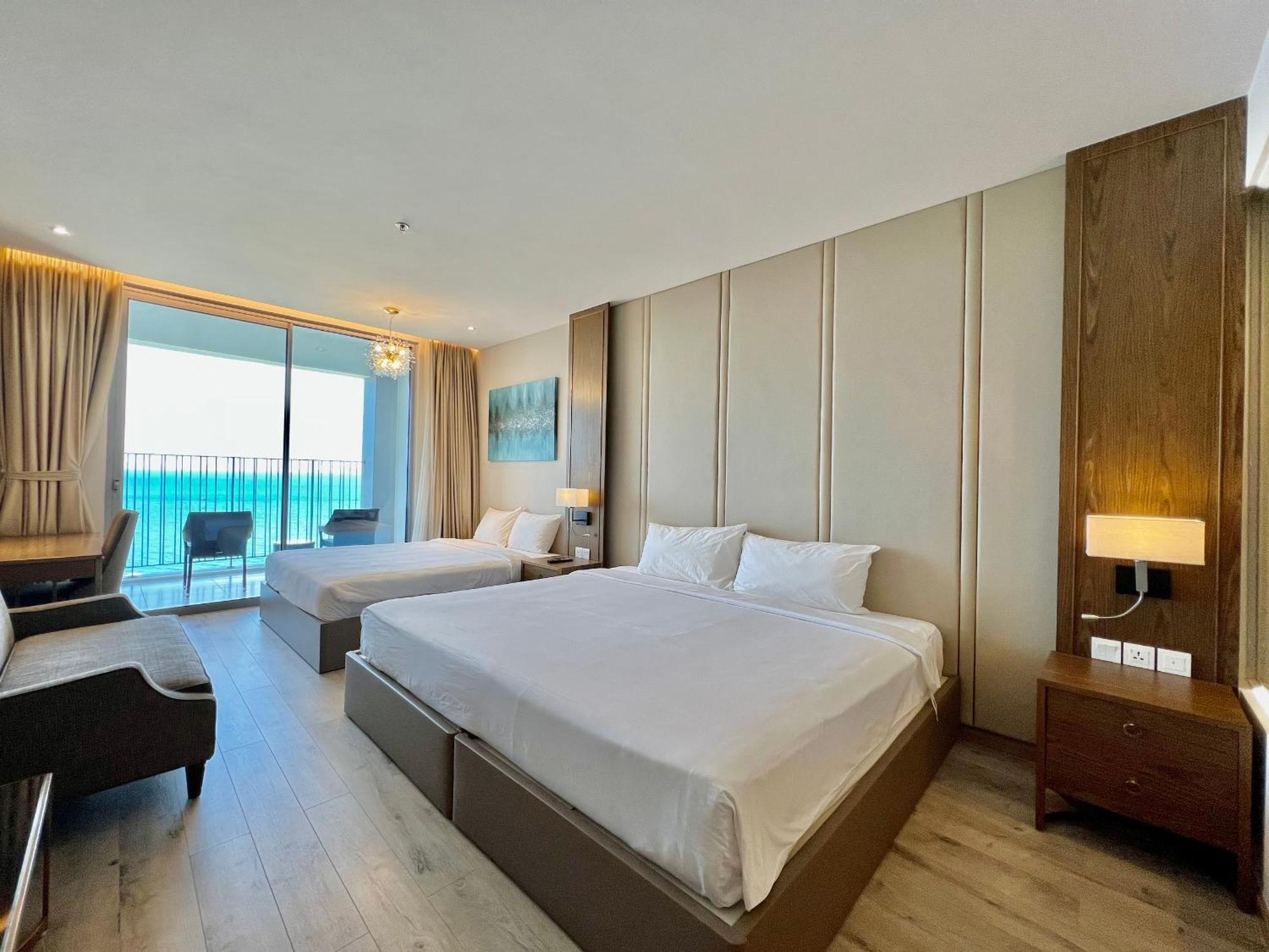 Panorama Sky Blue Nha Trang Aparthotel Екстериор снимка