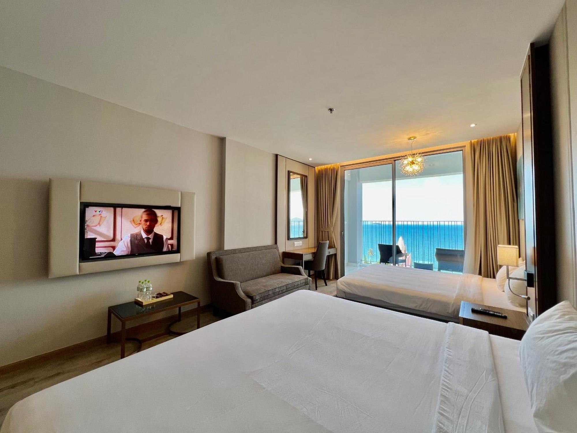 Panorama Sky Blue Nha Trang Aparthotel Екстериор снимка